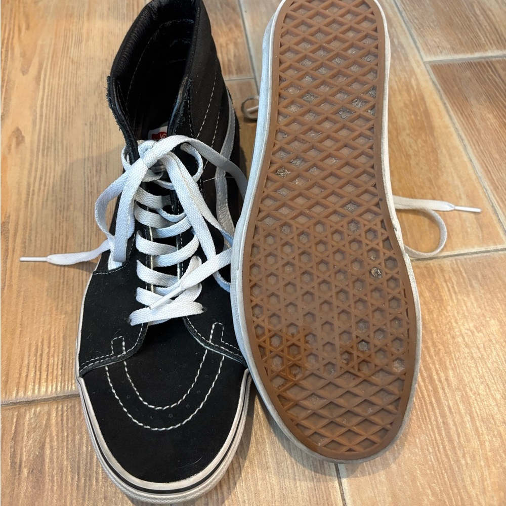 Vans Black and White High-Top Sneakers - Picture 3 of 3